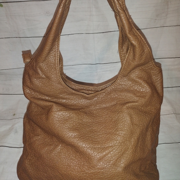 Roxy Large Hobo bag - Picture 2 of 11